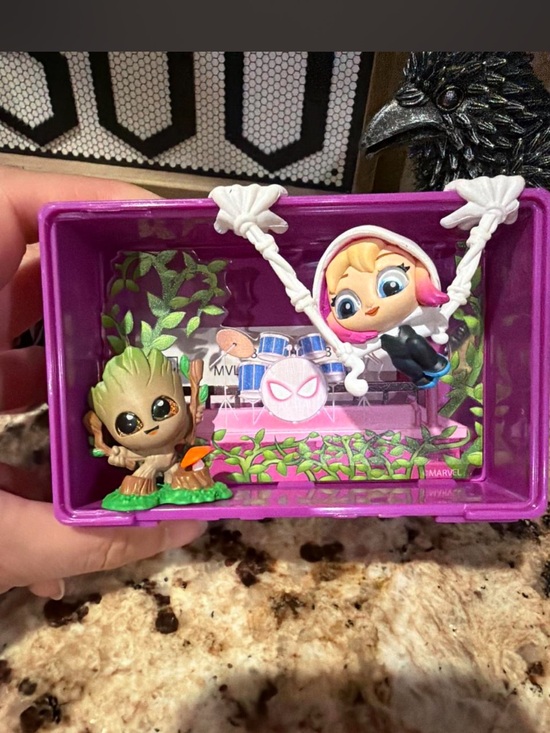 Marvel Other - Spider-Gwen & Groot set